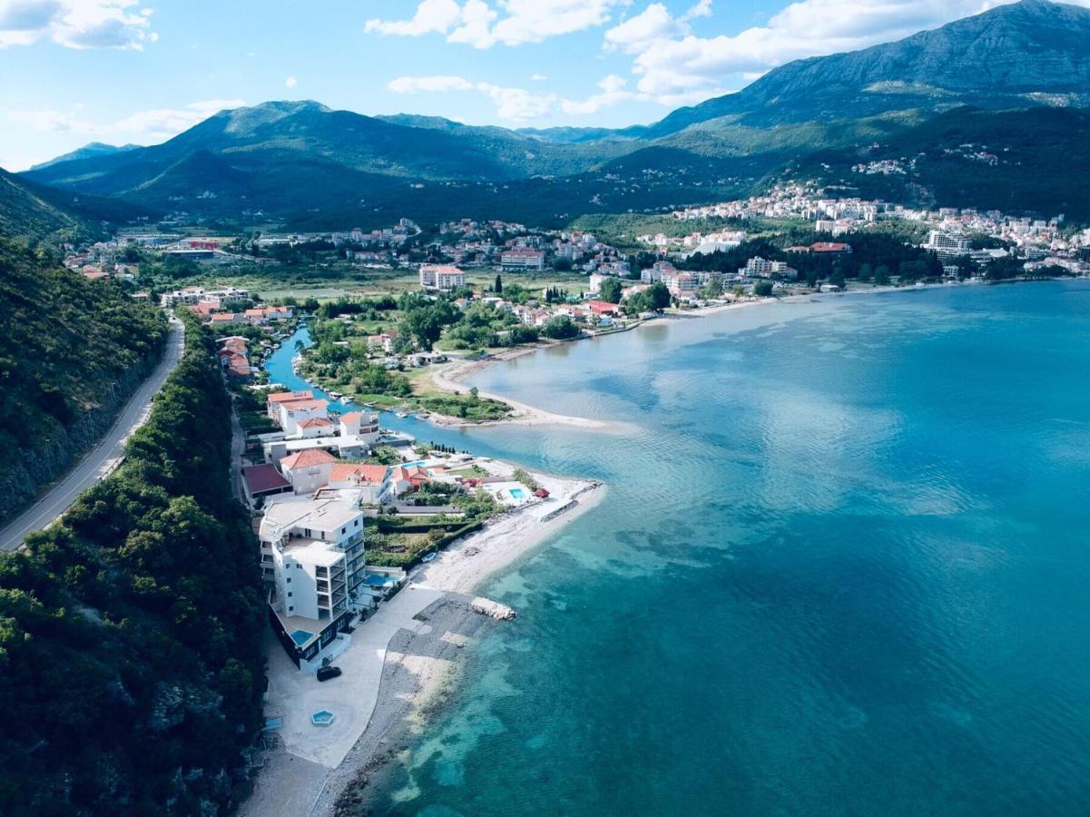 Hotel Vienna Herceg Novi Exteriér fotografie