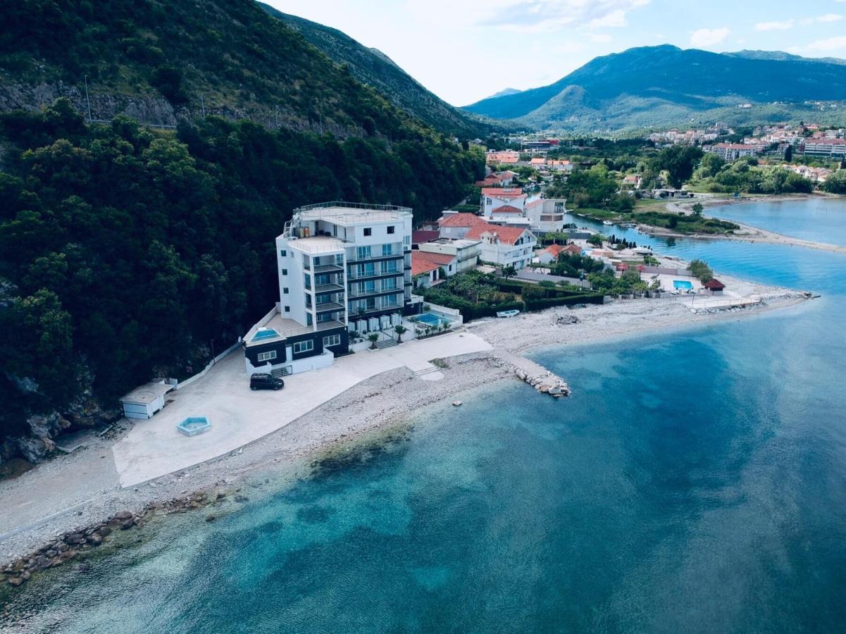 Hotel Vienna Herceg Novi Exteriér fotografie