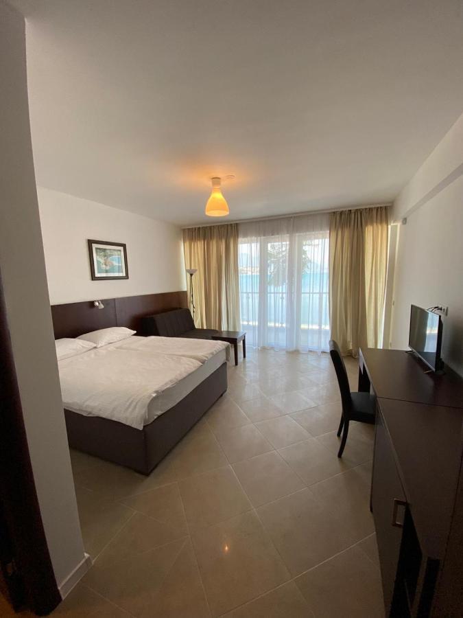 Hotel Vienna Herceg Novi Exteriér fotografie
